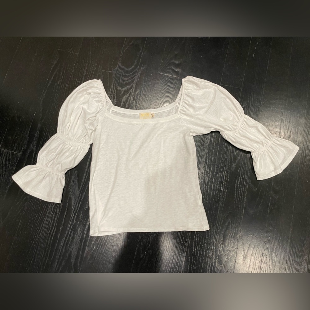 NATION brand new white 3/4 sleeve tee.
